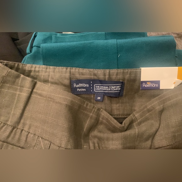 Reitmans Dress pants and capris Size 2P - Picture 5 of 9
